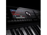 Roland FA-07 Workstation Performans Klavyesi